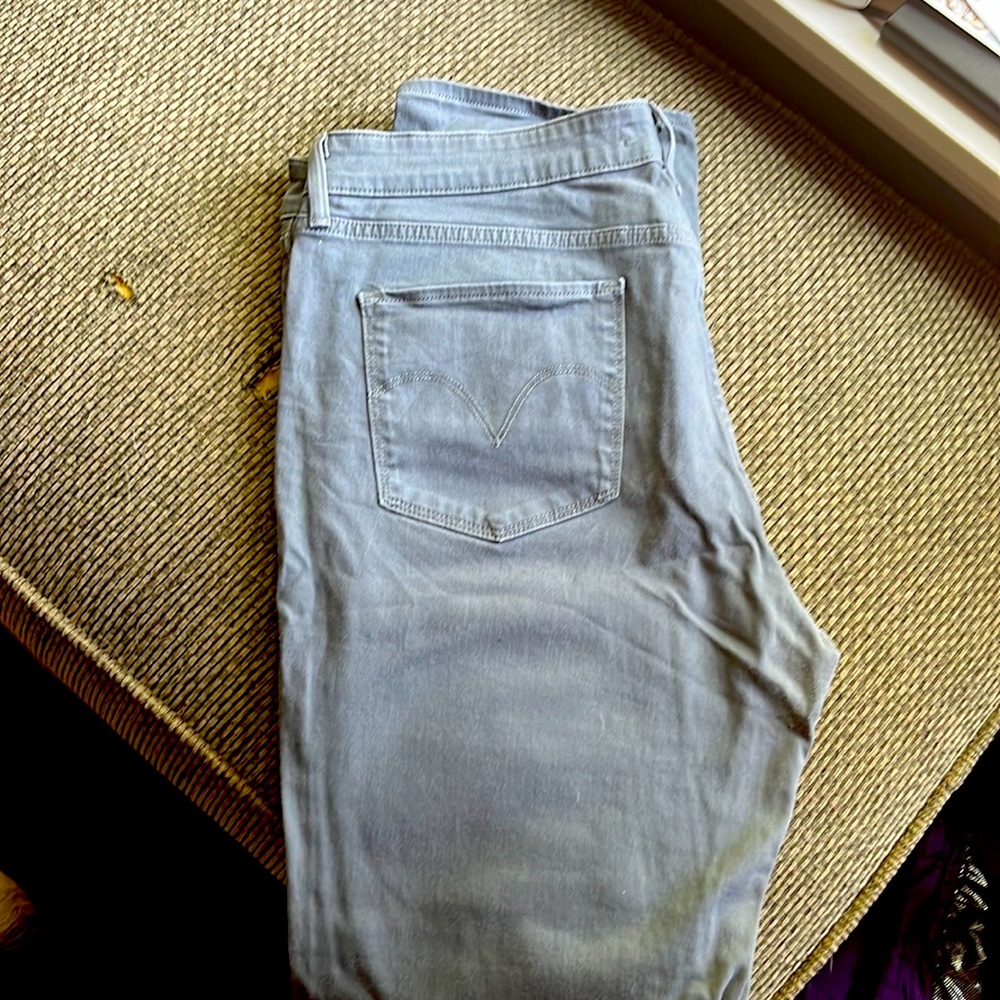 Women’s gray jeans, size 33